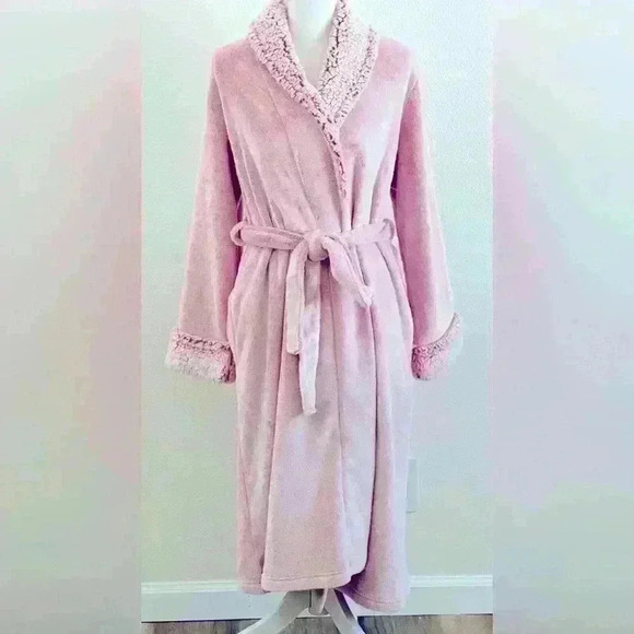 Saks Fifth Avenue Faux Fur Trim Robe in Pink Size Medium - Picture 1 of 10